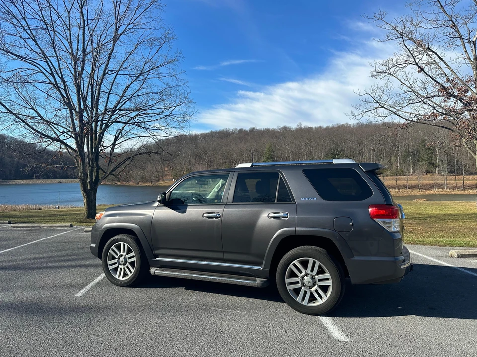 2011 Toyota 4Runner 5th Gen - Image 23 of 31