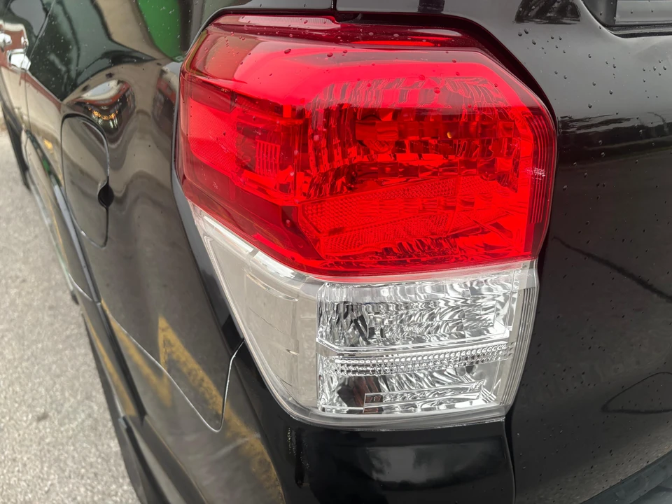 2011 Toyota 4Runner 5th Gen - Image 16 of 31