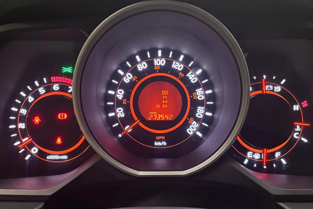 2011 Toyota 4Runner 5th Gen - Image 28 of 31