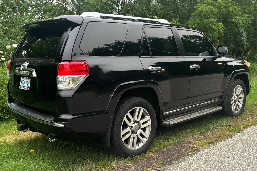 2011 Toyota 4Runner 5th Gen - Image 4 of 31