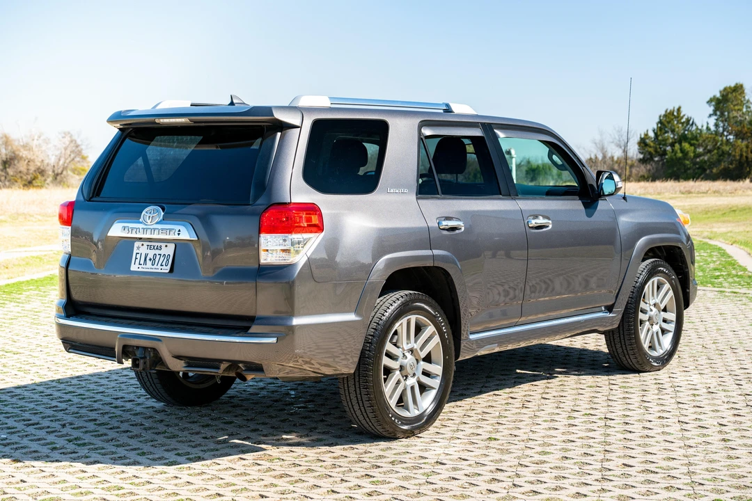 2011 Toyota 4Runner 5th Gen - Image 4 of 31