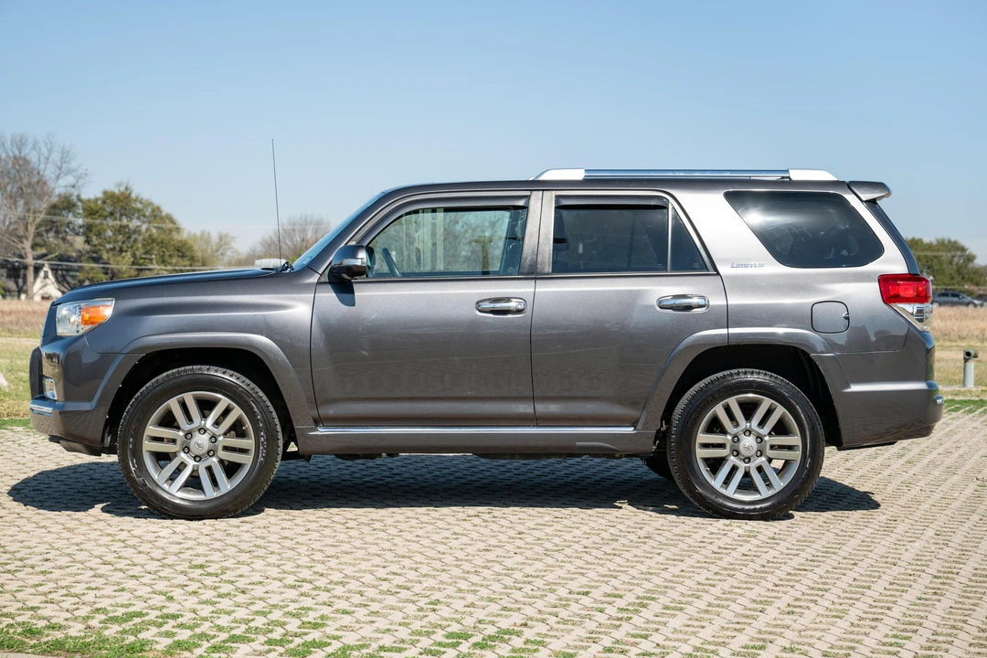 2011 Toyota 4Runner 5th Gen - Image 3 of 31