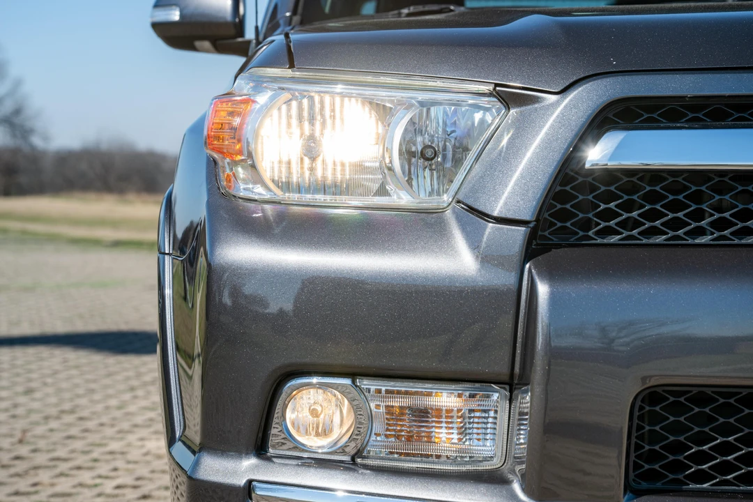 2011 Toyota 4Runner 5th Gen - Image 10 of 31