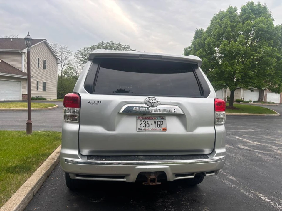 2011 Toyota 4Runner 5th Gen - Image 3 of 10