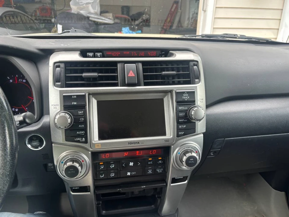 2011 Toyota 4Runner 5th Gen - Image 9 of 10