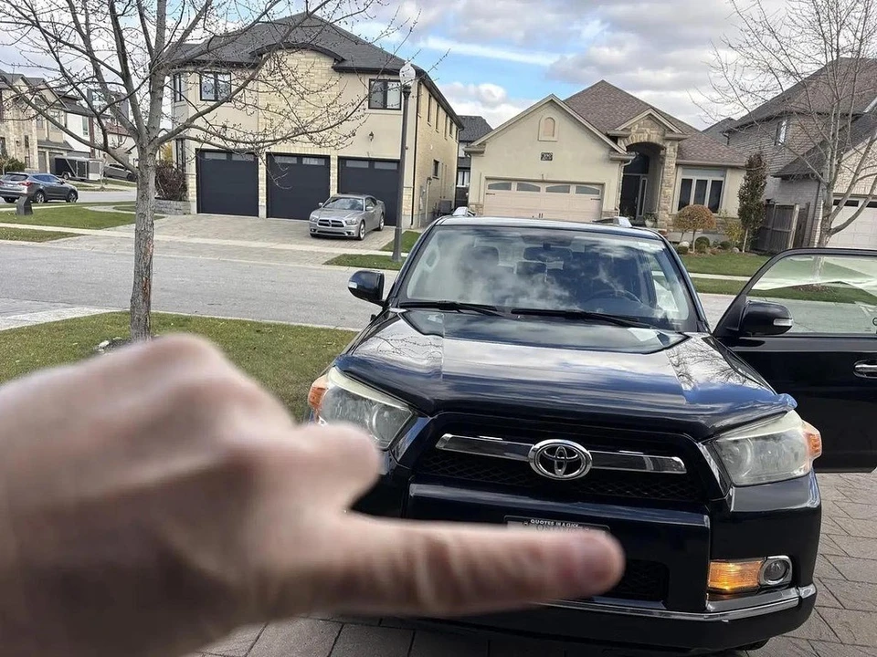 2011 Toyota 4Runner 5th Gen - Image 2 of 16