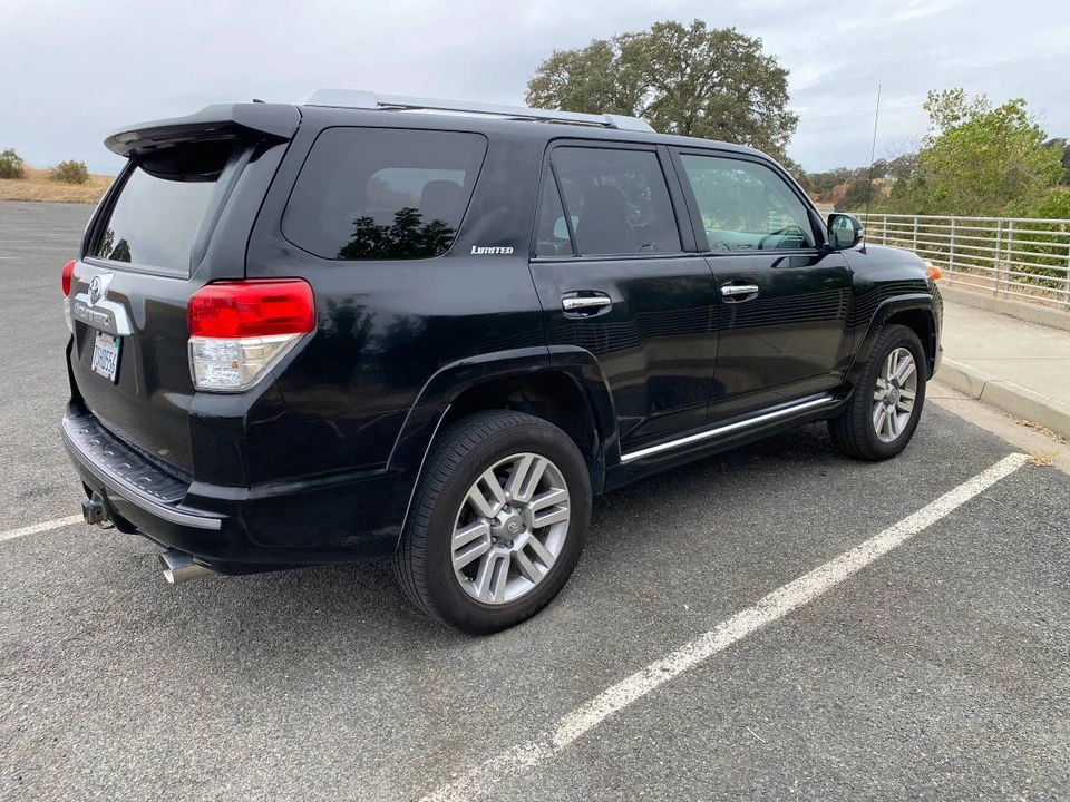 2011 Toyota 4Runner 5th Gen - Image 3 of 14