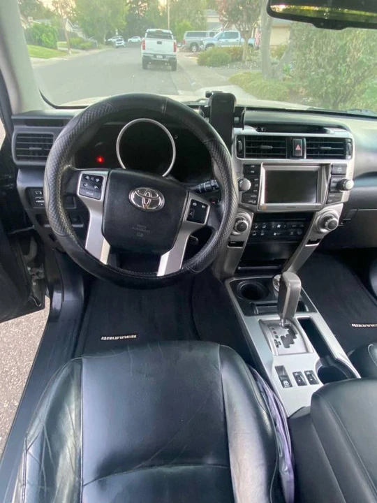 2011 Toyota 4Runner 5th Gen - Image 7 of 14