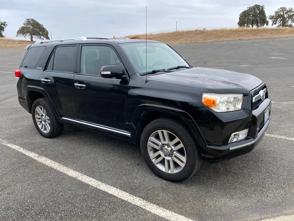 2011 Toyota 4Runner 5th Gen - Image 2 of 14