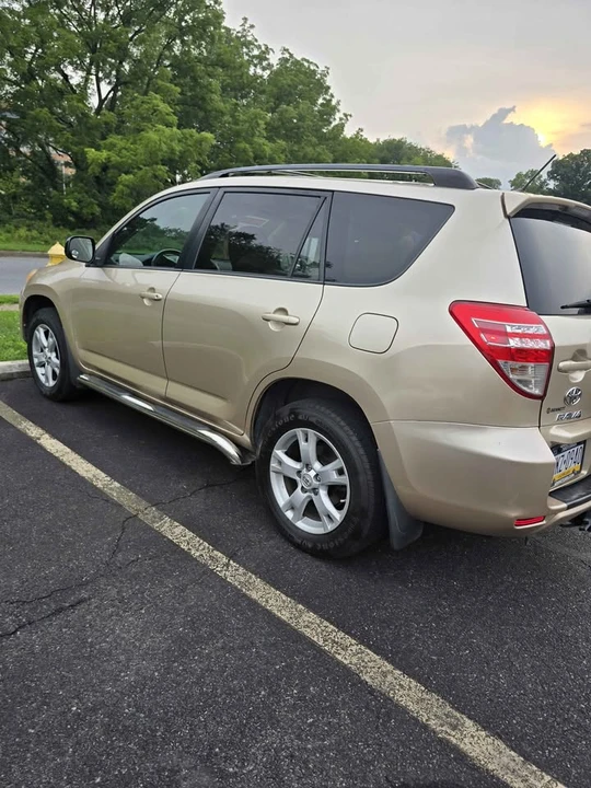 2011 Toyota 4Runner 5th Gen - Image 5 of 11