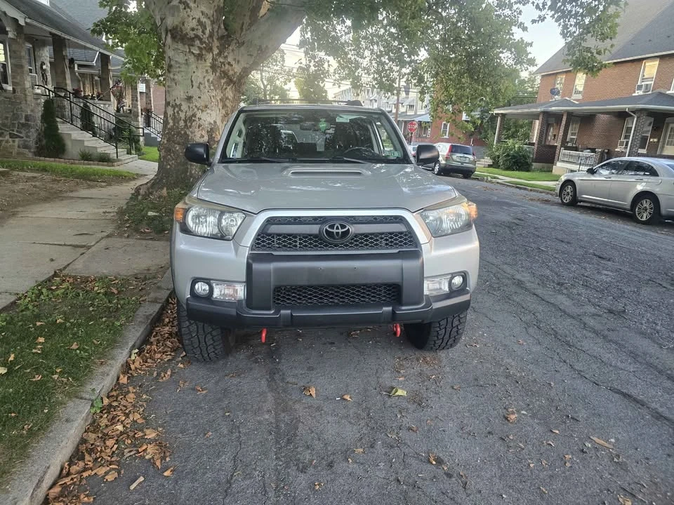 2011 Toyota 4Runner 5th Gen - Image 2 of 8
