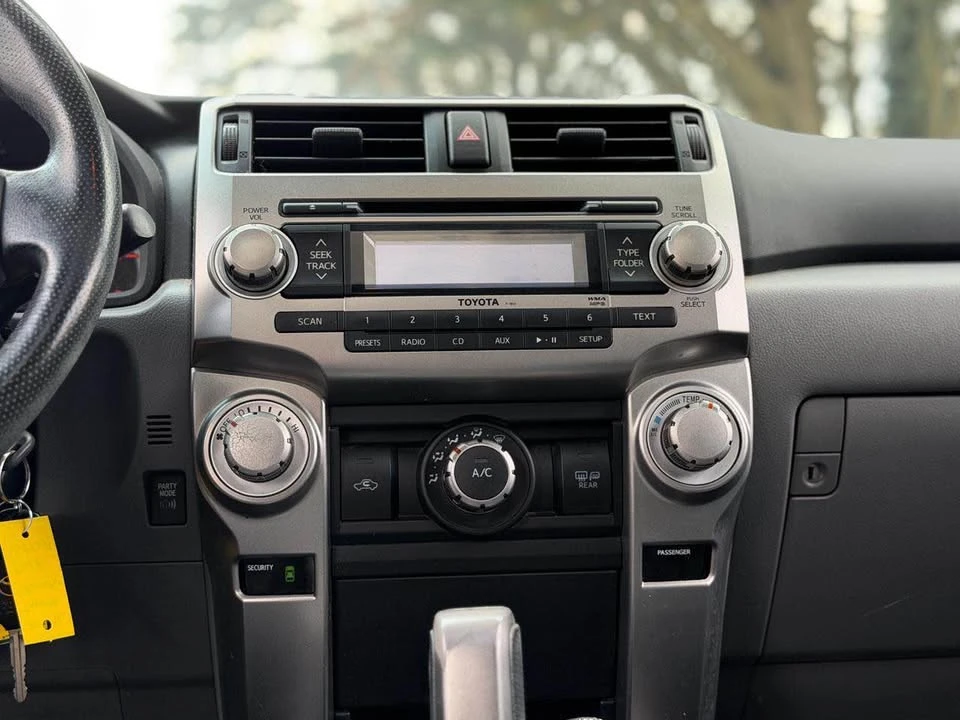 2011 Toyota 4Runner 5th Gen - Image 9 of 14
