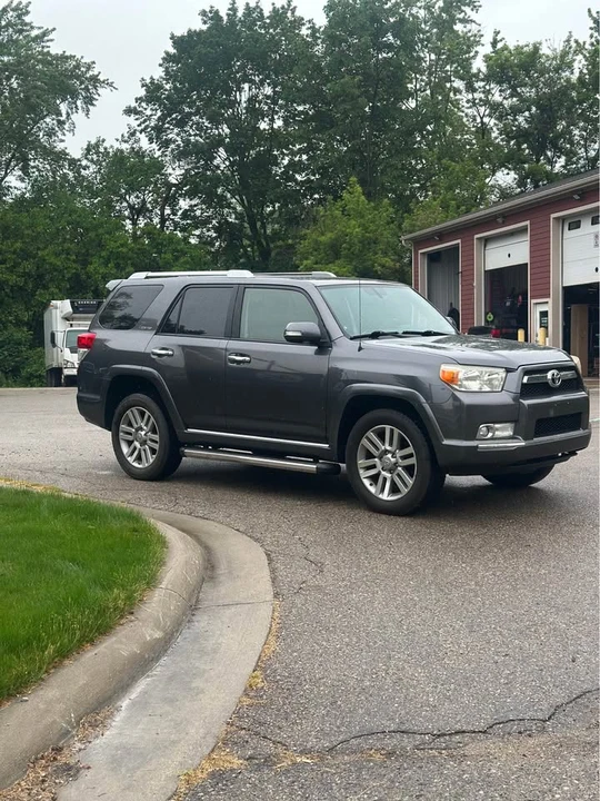 2011 Toyota 4Runner 5th Gen - Image 2 of 15