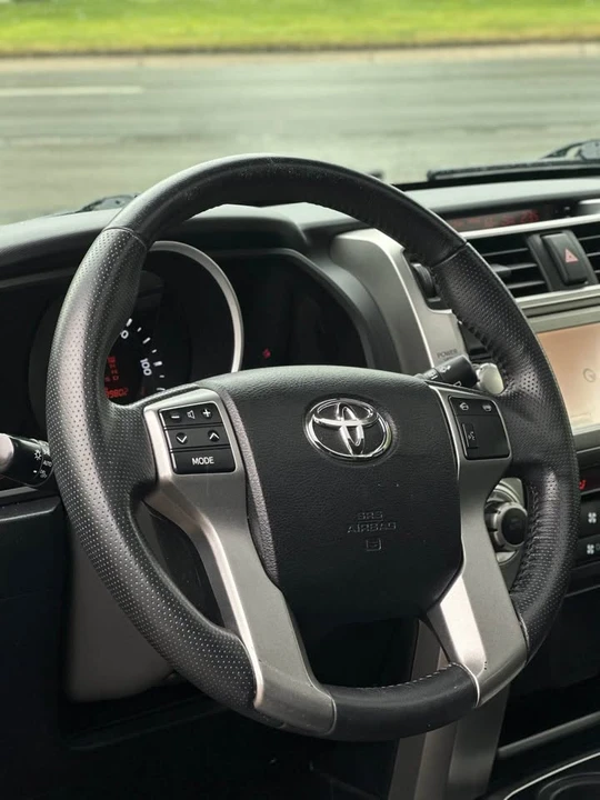 2011 Toyota 4Runner 5th Gen - Image 7 of 17