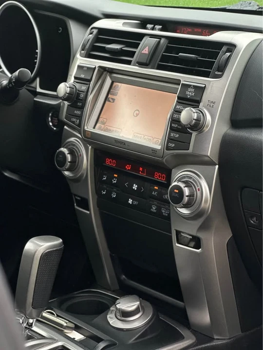 2011 Toyota 4Runner 5th Gen - Image 9 of 15