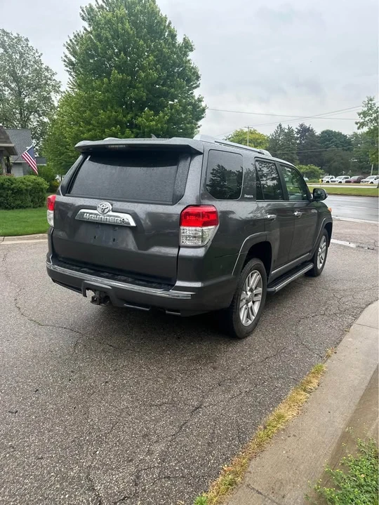 2011 Toyota 4Runner 5th Gen - Image 3 of 15