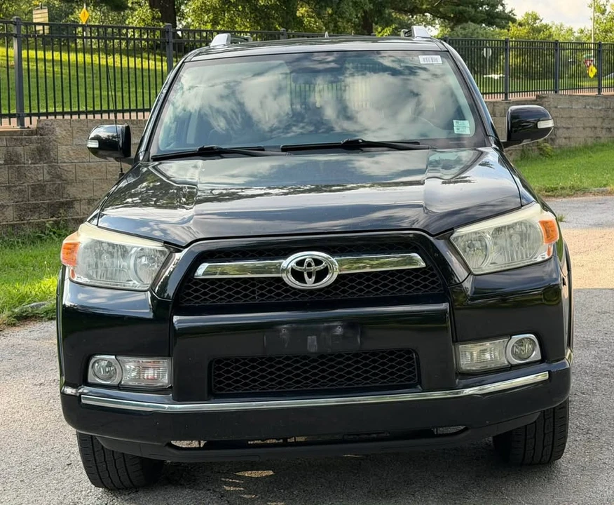 2011 Toyota 4Runner 5th Gen - Image 2 of 12