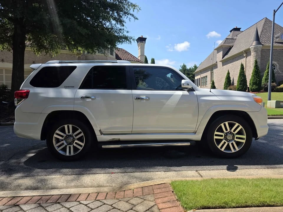 2011 Toyota 4Runner 5th Gen - Image 5 of 20