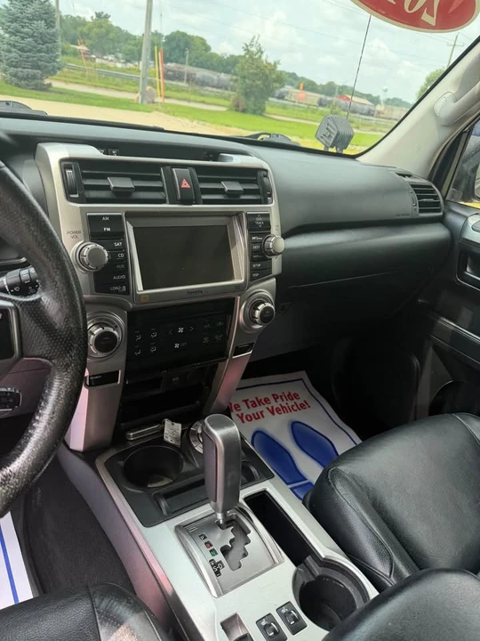 2011 Toyota 4Runner 5th Gen - Image 9 of 12