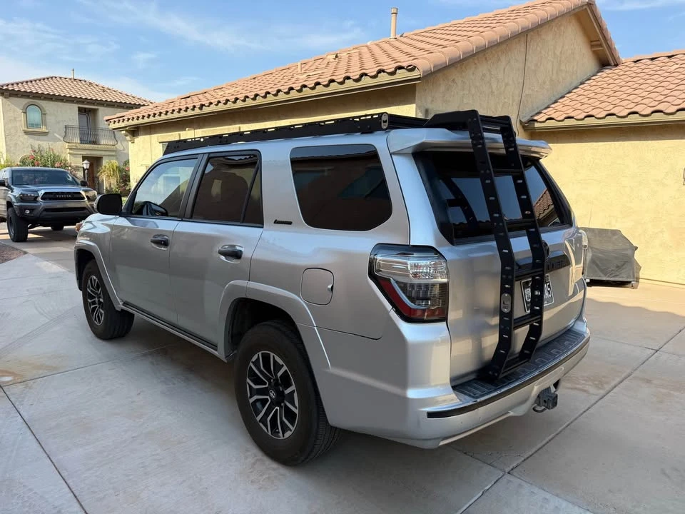 2011 Toyota 4Runner 5th Gen - Image 2 of 8