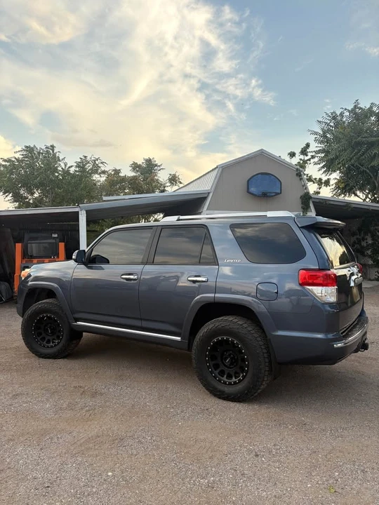 2011 Toyota 4Runner 5th Gen - Image 5 of 12