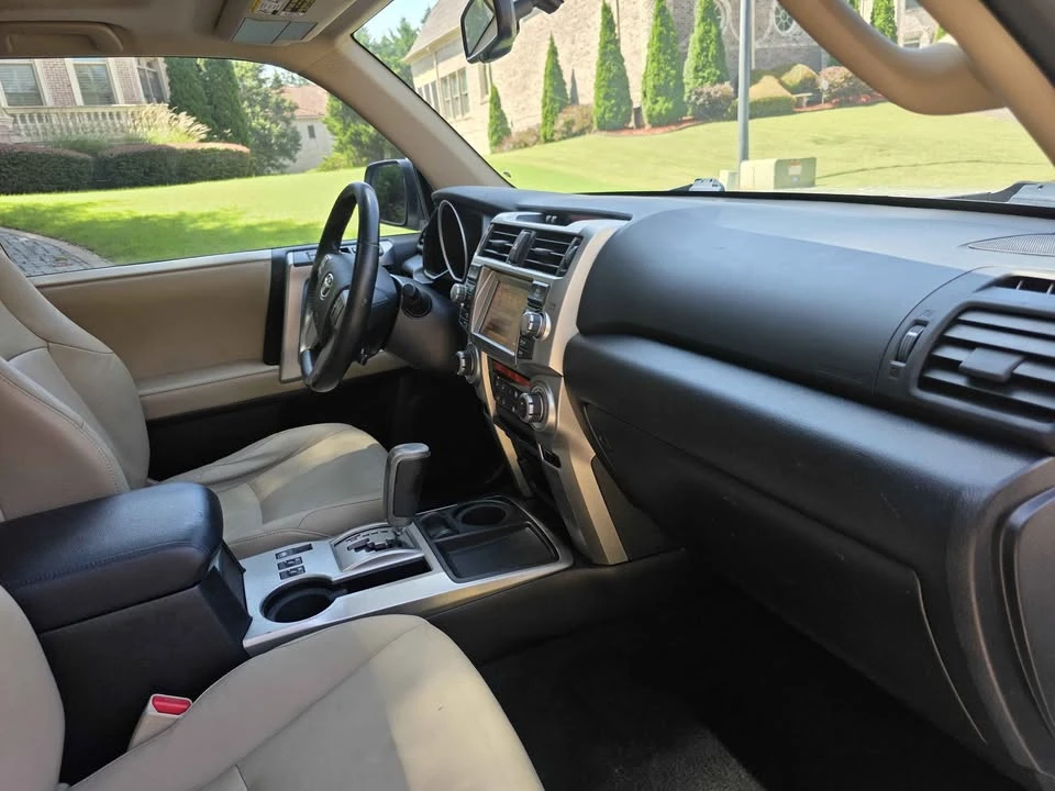 2011 Toyota 4Runner 5th Gen - Image 19 of 20