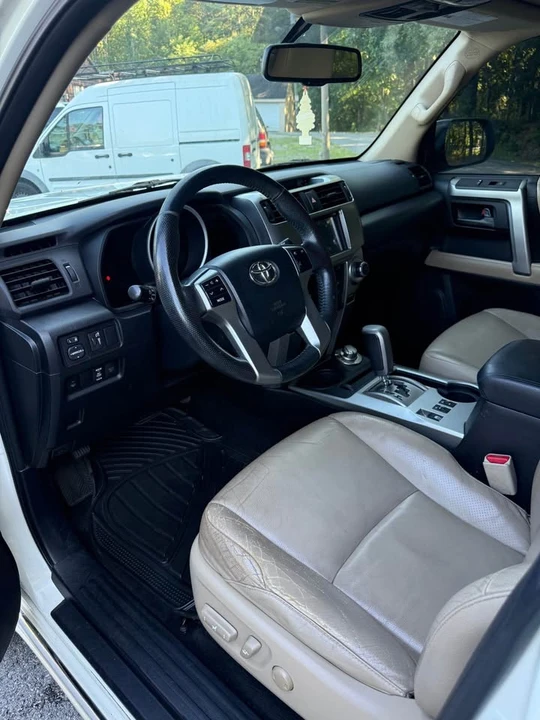 2011 Toyota 4Runner 5th Gen - Image 7 of 19