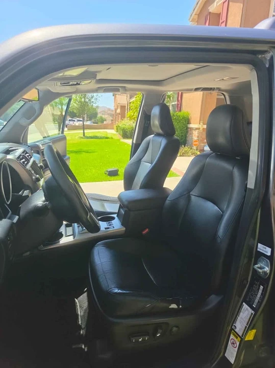 2011 Toyota 4Runner 5th Gen - Image 13 of 15