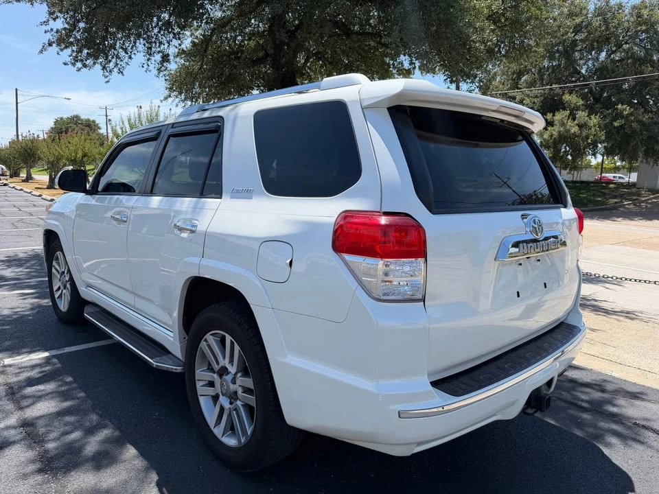 2011 Toyota 4Runner 5th Gen - Image 10 of 20