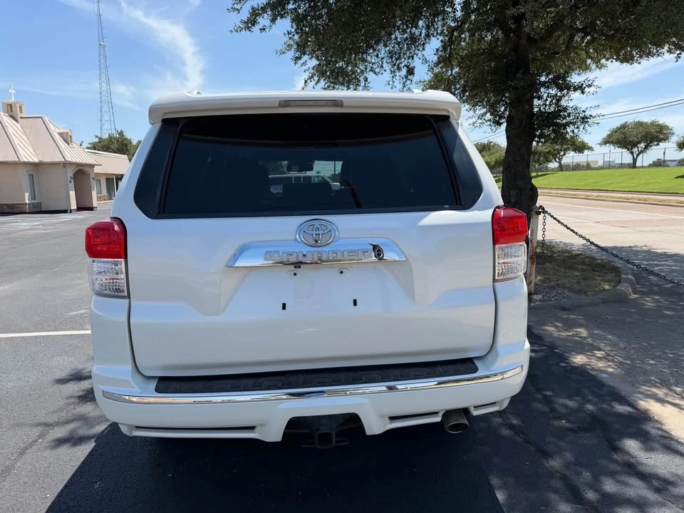 2011 Toyota 4Runner 5th Gen - Image 18 of 20