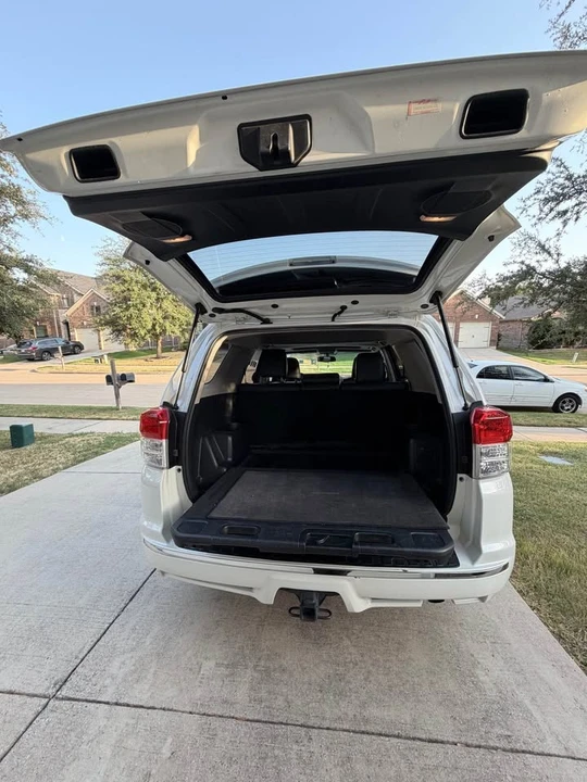 2011 Toyota 4Runner 5th Gen - Image 8 of 11