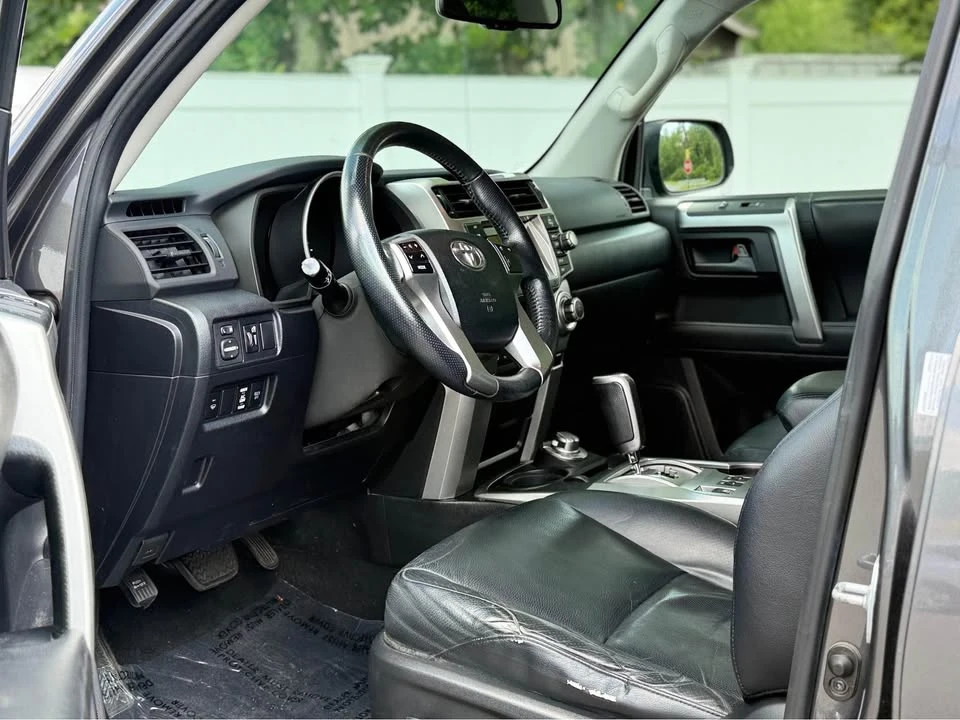 2011 Toyota 4Runner 5th Gen - Image 9 of 14