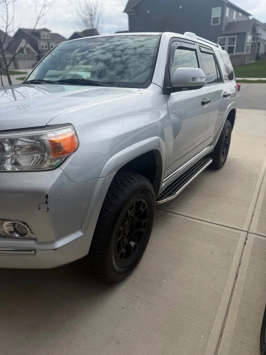 2011 Toyota 4Runner 5th Gen - Image 3 of 12