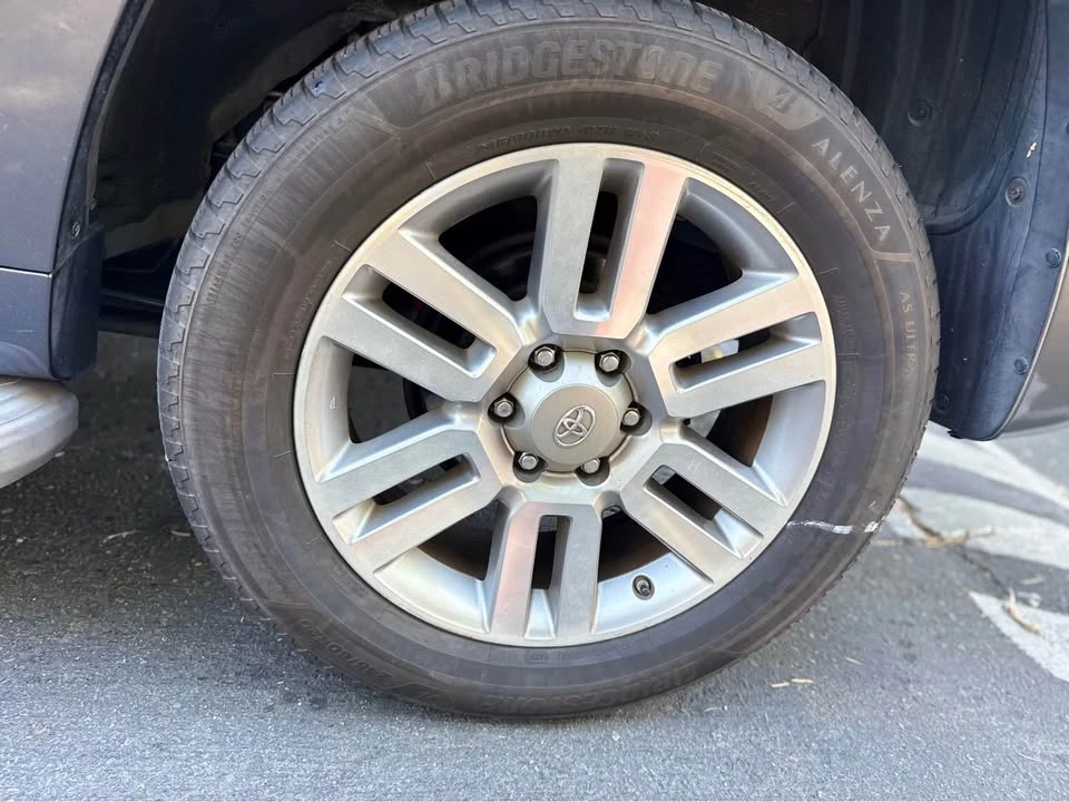 2011 Toyota 4Runner 5th Gen - Image 16 of 17