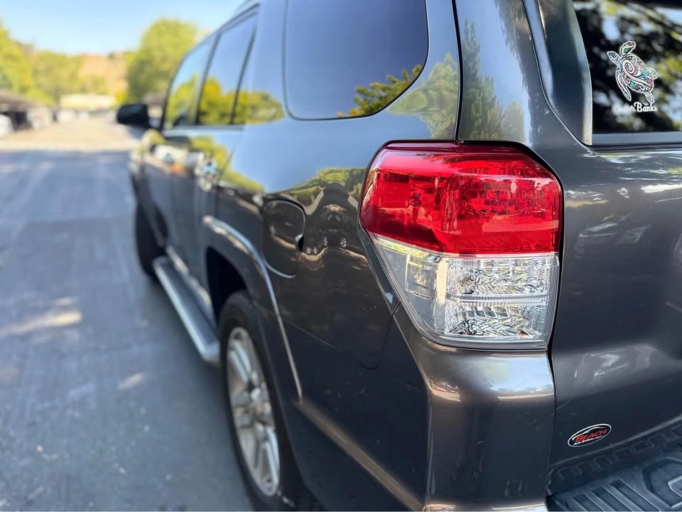 2011 Toyota 4Runner 5th Gen - Image 15 of 17