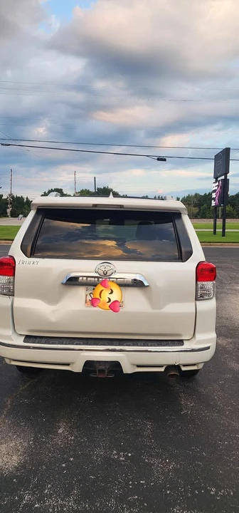 2011 Toyota 4Runner 5th Gen - Image 8 of 12