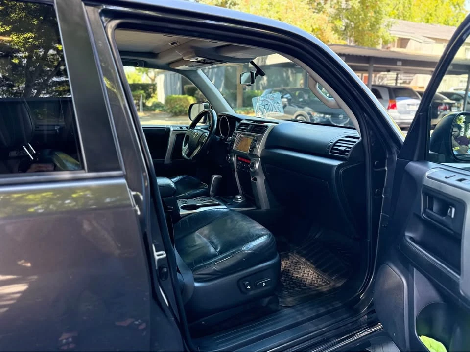 2011 Toyota 4Runner 5th Gen - Image 4 of 17