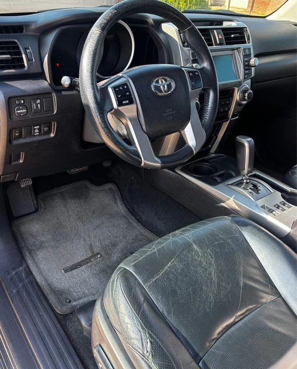 2011 Toyota 4Runner 5th Gen - Image 10 of 16