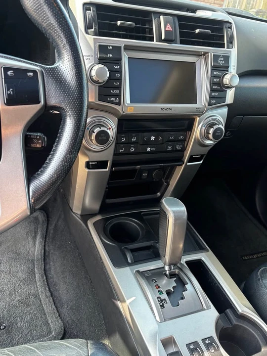 2011 Toyota 4Runner 5th Gen - Image 11 of 16