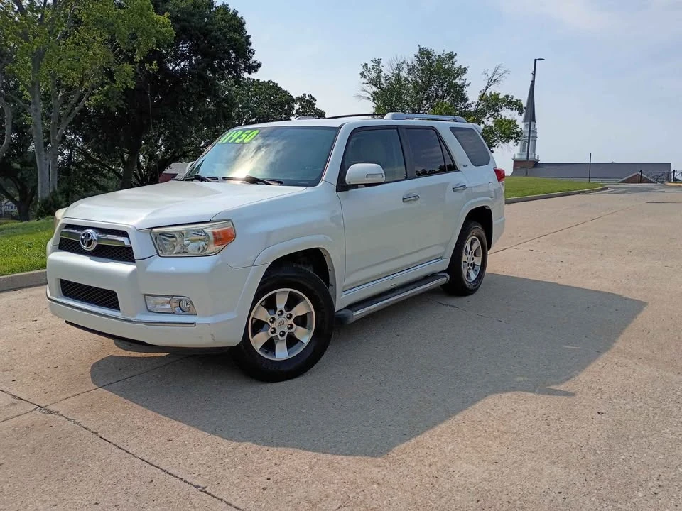 2011 Toyota 4Runner 5th Gen - Image 2 of 16