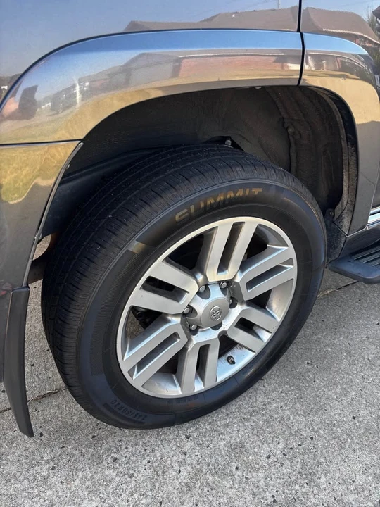 2011 Toyota 4Runner 5th Gen - Image 12 of 16