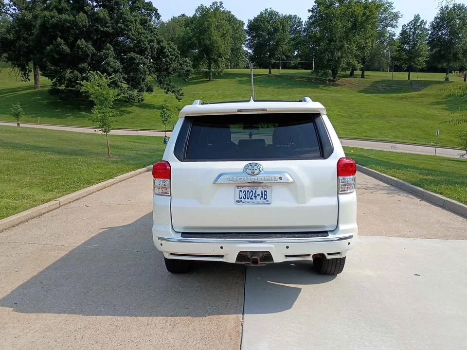 2011 Toyota 4Runner 5th Gen - Image 3 of 16