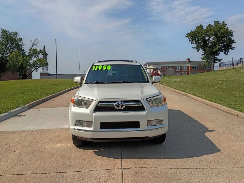 2011 Toyota 4Runner 5th Gen - Image 9 of 16