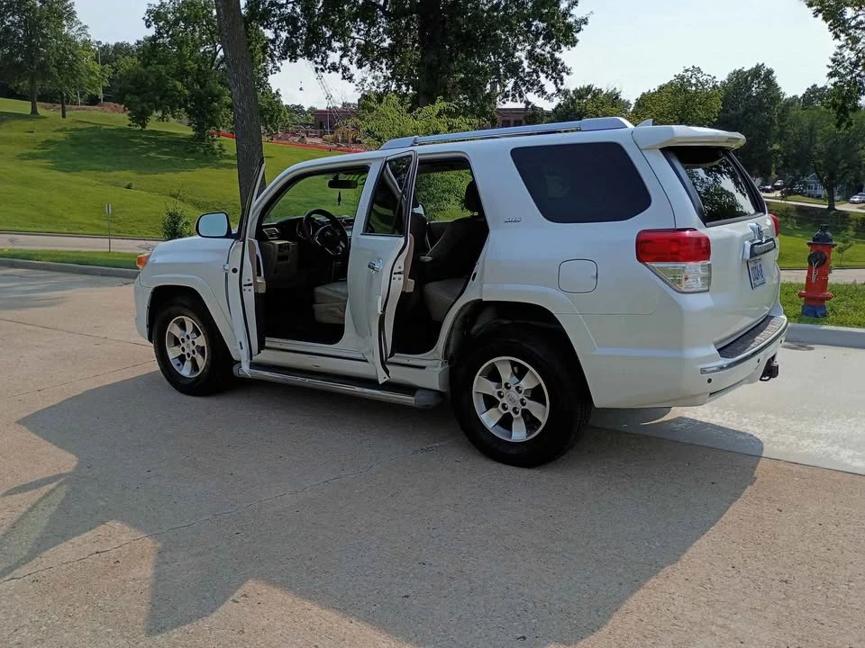 2011 Toyota 4Runner 5th Gen - Image 12 of 16