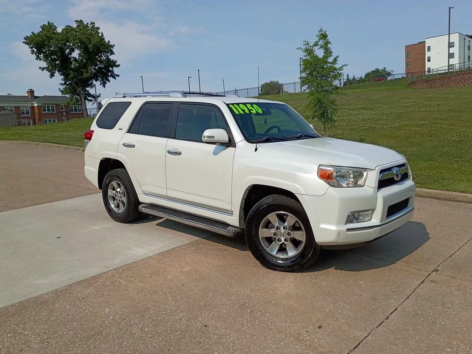 2011 Toyota 4Runner 5th Gen - Image 6 of 16