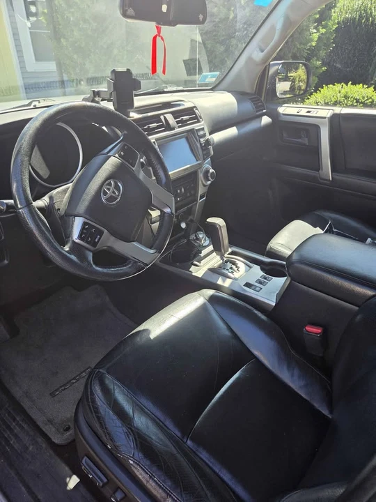 2011 Toyota 4Runner 5th Gen - Image 8 of 9