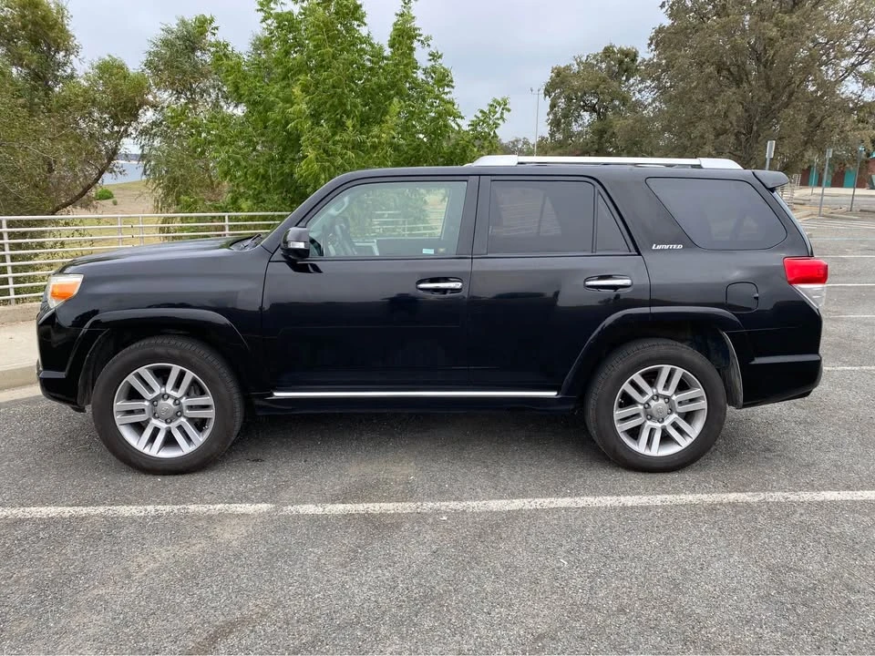 2011 Toyota 4Runner 5th Gen - Image 2 of 11