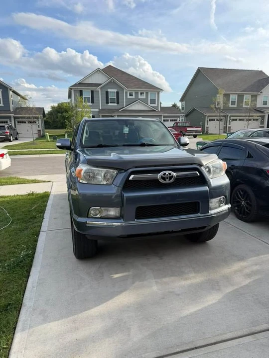 2011 Toyota 4Runner 5th Gen - Image 3 of 14
