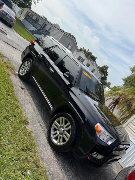 2011 Toyota 4Runner 5th Gen - Image 3 of 20