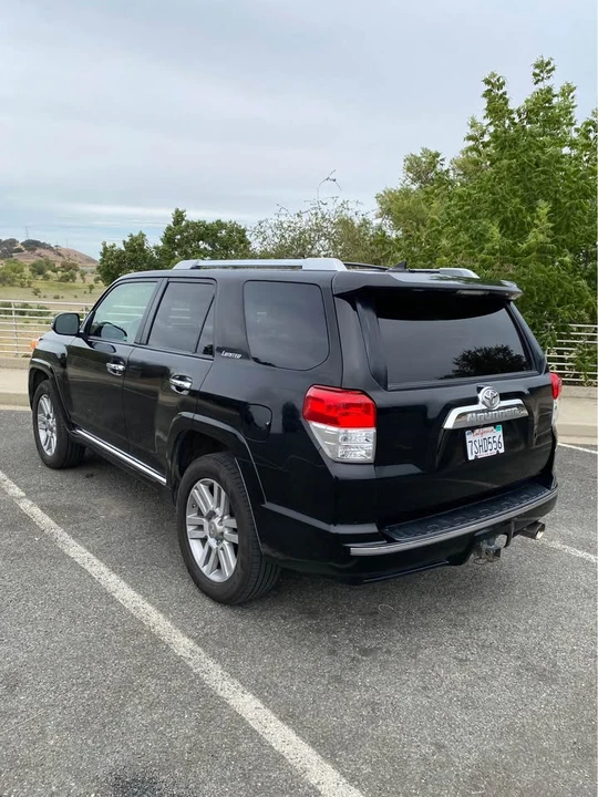 2011 Toyota 4Runner 5th Gen - Image 4 of 11